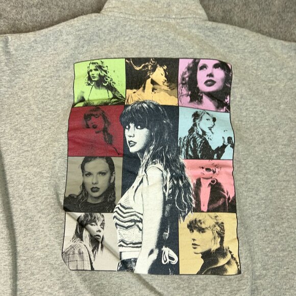 Taylor Swift Mens Pullover Large Gray 1/4 Zip Sweatshirt Eras Tour Merch Top - Picture 8 of 11
